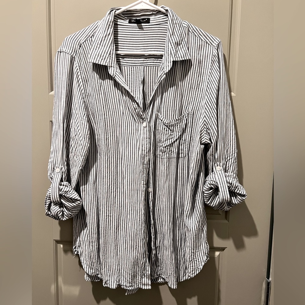 Chambray white stripped button down